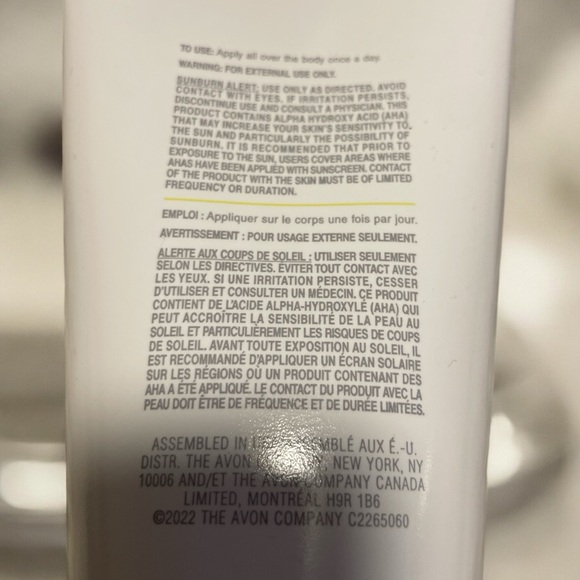 Isa Knox Avon Anew Clinical Resurfacing Lotion for Body NWT - Picture 2 of 2